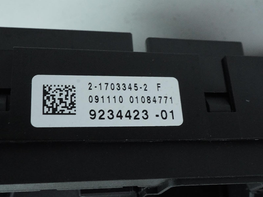  2011 BMW 5 SERIES F10 FUSE RELAY BOX MODULE DISTRIBUTION POWER TRUNK 9234423 OEM, used