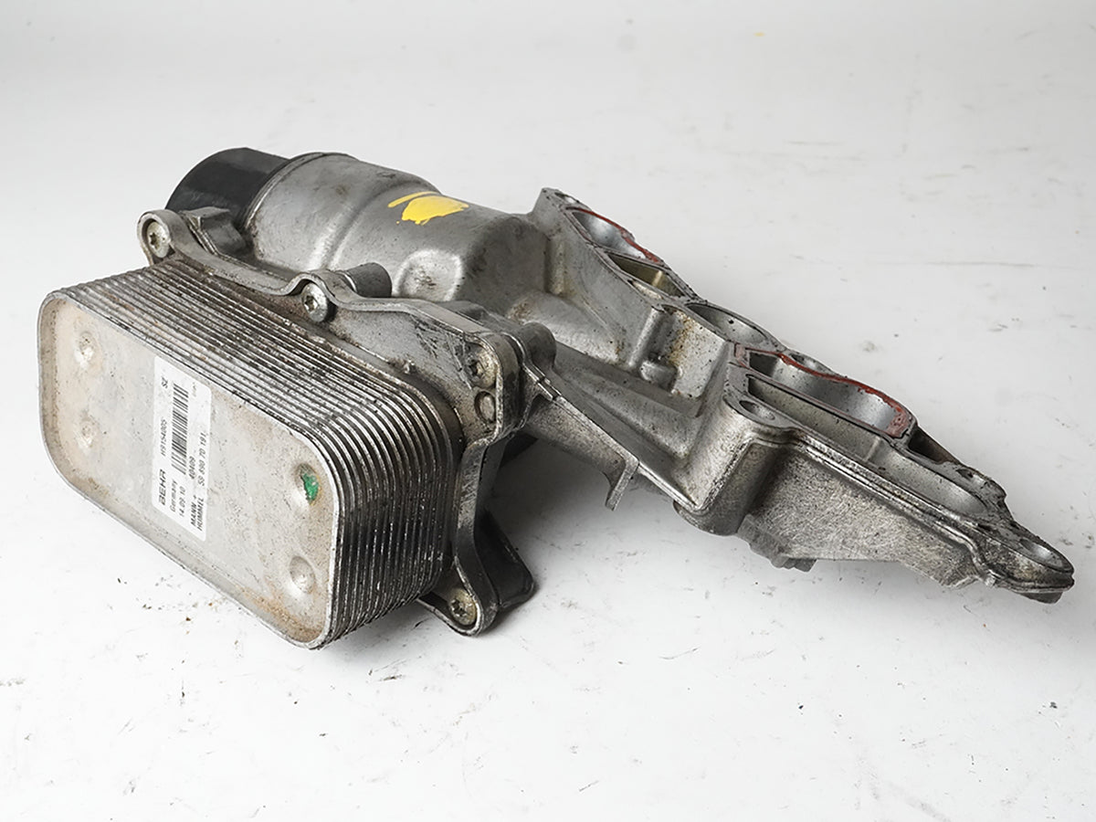 2010 - 2013 Mercedes Benz E Class C207 Engine Oil Filter Housing 2721800510 OEM
