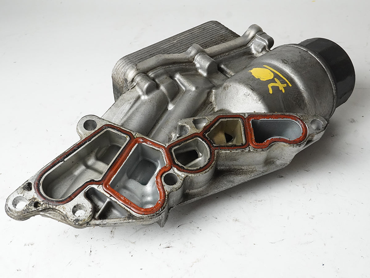 2010 - 2013 Mercedes Benz E Class C207 Engine Oil Filter Housing 2721800510 OEM