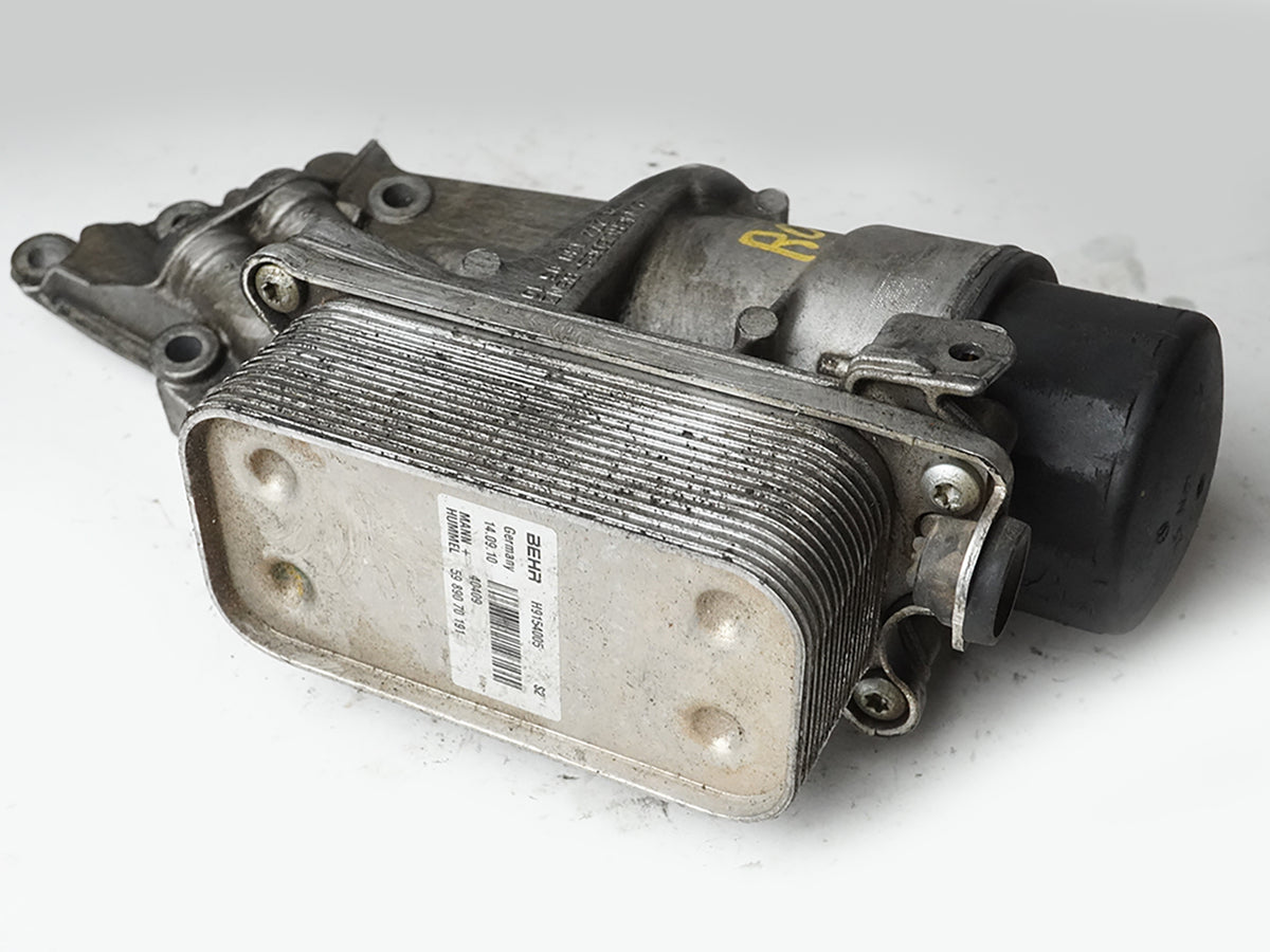 2010 - 2013 Mercedes Benz E Class C207 Engine Oil Filter Housing 2721800510 OEM