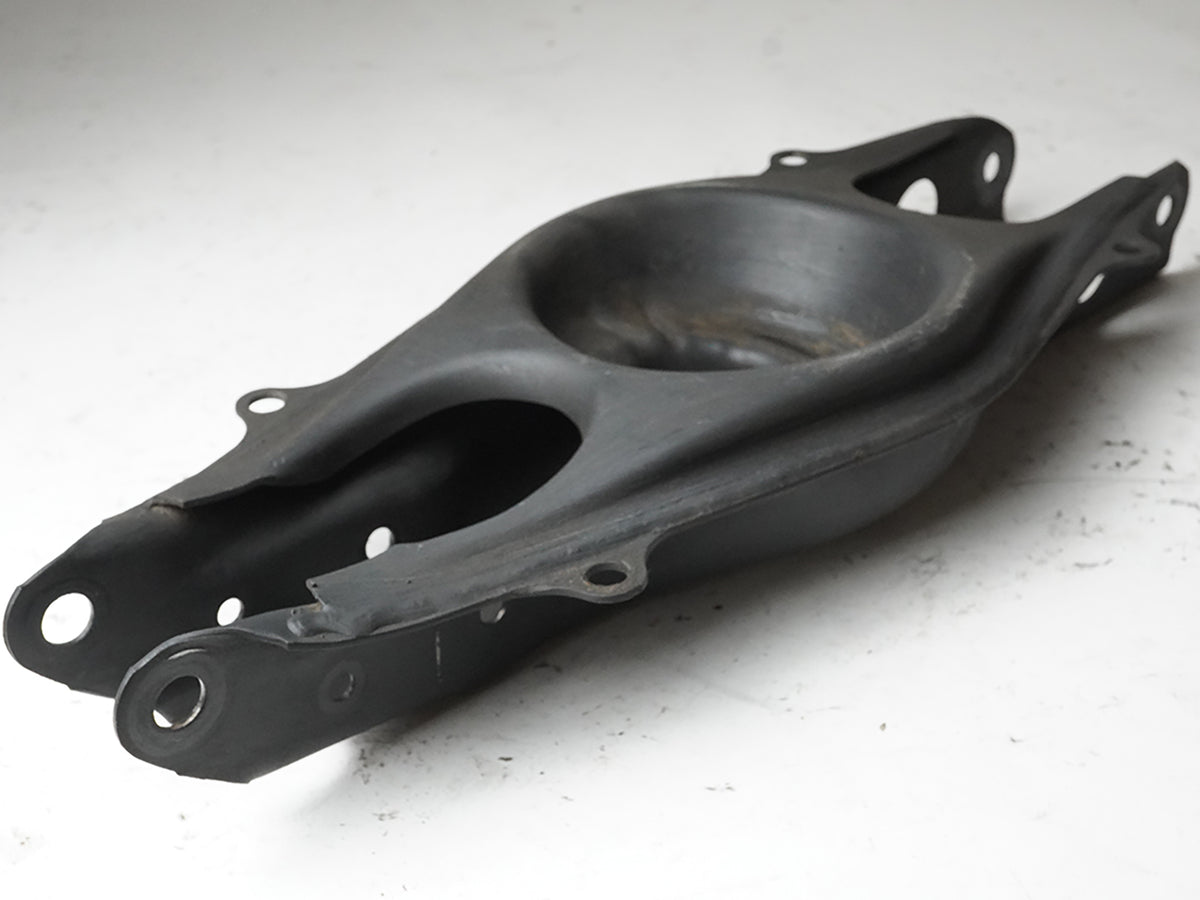 2010 - 2013 Mercedes Benz E Class C207 Coupe Control Arm Lower Rear Rh OEM