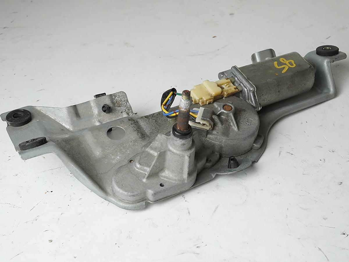 2005 - 2006 Saab 9-2 Wagon Wiper Motor Tailgate Liftgate Trunk  Windscreen Rear