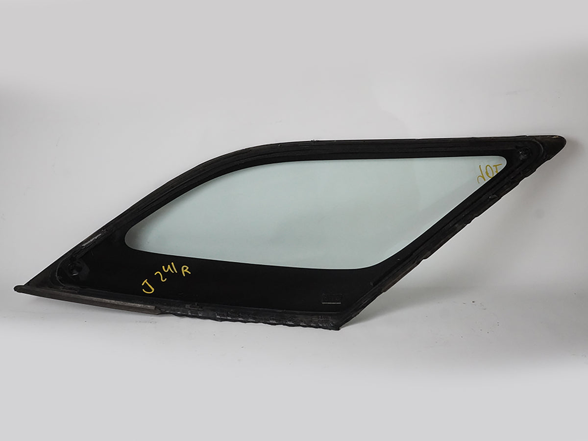 2005 - 2006 Saab 9-2 Wagon Quarter Glass Window Rear Passenger 32007907 OEM
