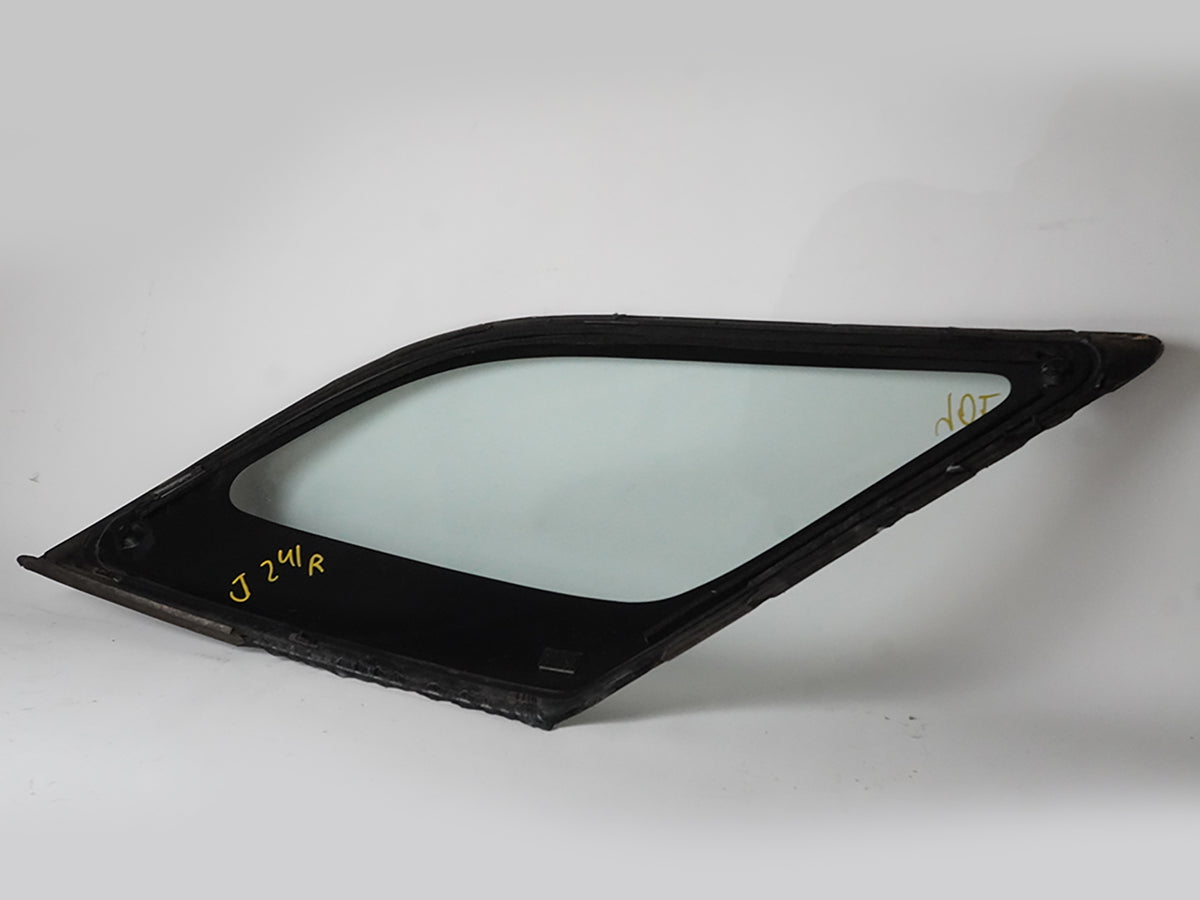 2005 - 2006 Saab 9-2 Wagon Quarter Glass Window Rear Passenger 32007907 OEM