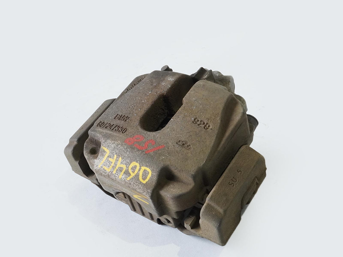 2011 - 2016 Bmw 5 Series F10 528I Rwd Brake Caliper Stop W Pads Front Left OEM