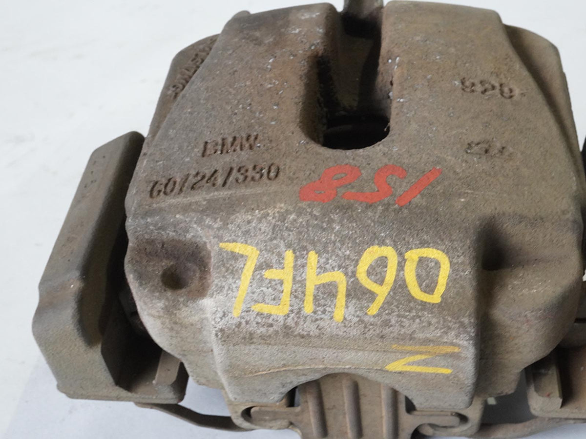 2011 - 2016 Bmw 5 Series F10 528I Rwd Brake Caliper Stop W Pads Front Left OEM