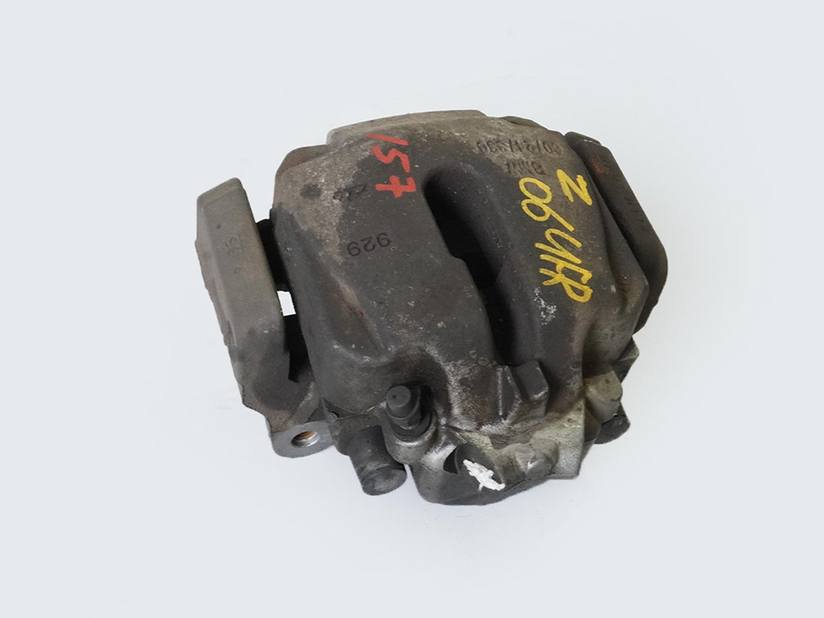 2011 - 2016 Bmw 5 Series F10 528I Rwd Brake Caliper Stop W Pads Front Right OEM