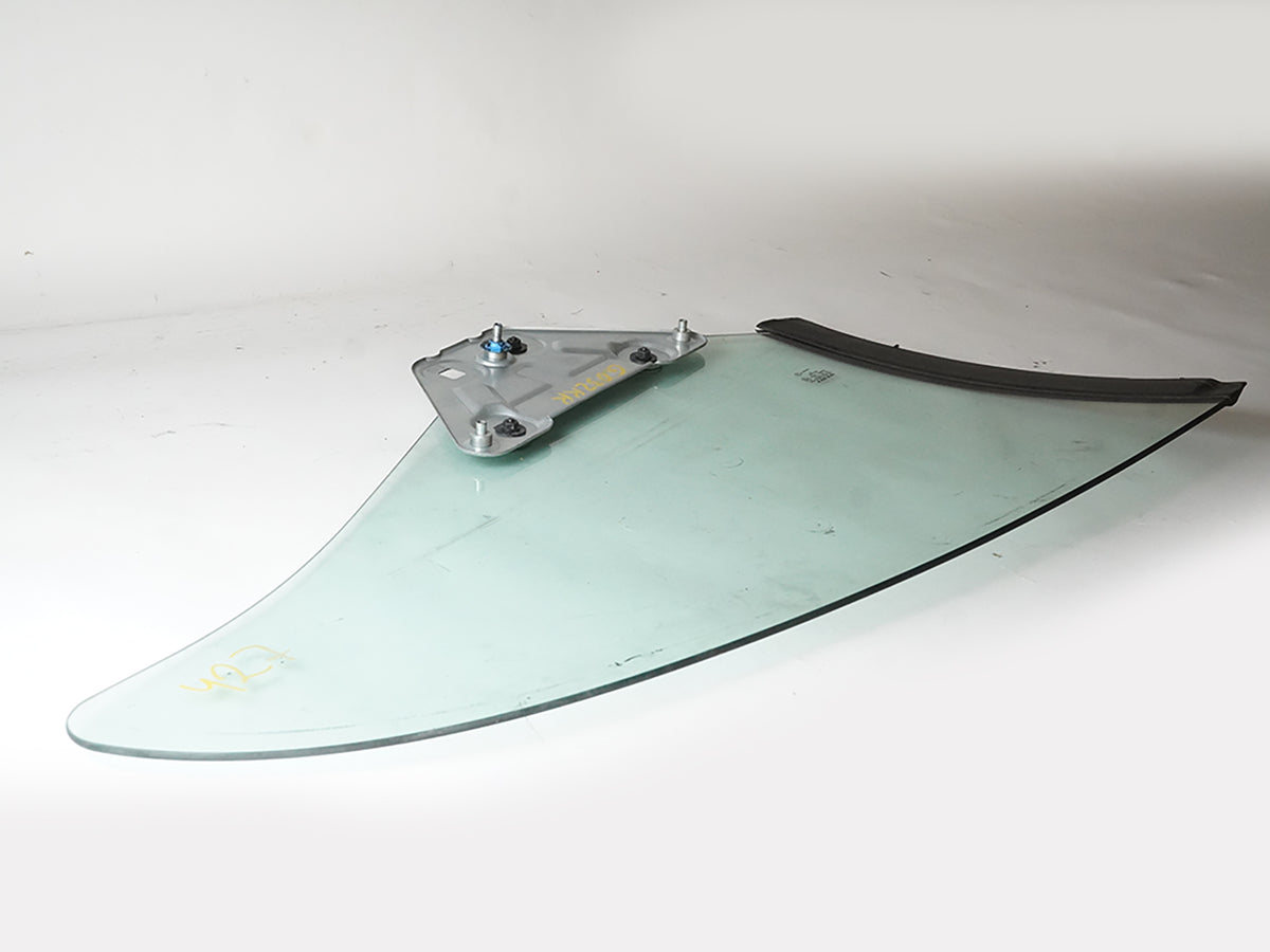 06-13 Volvo C70 Convertible Quarter Glass Window Rear Passenger 94663796 OEM