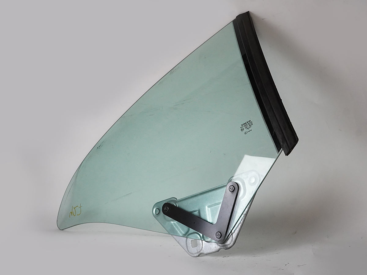 06-13 Volvo C70 Convertible Quarter Glass Window Rear Passenger 94663796 OEM