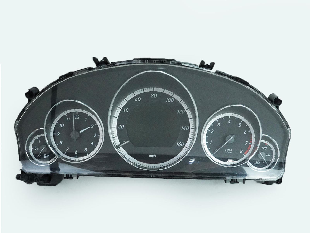 2011 Mercedes E550 C207 3.5L At 6Cyl Speedometer Instrument Cluster 141K MPH