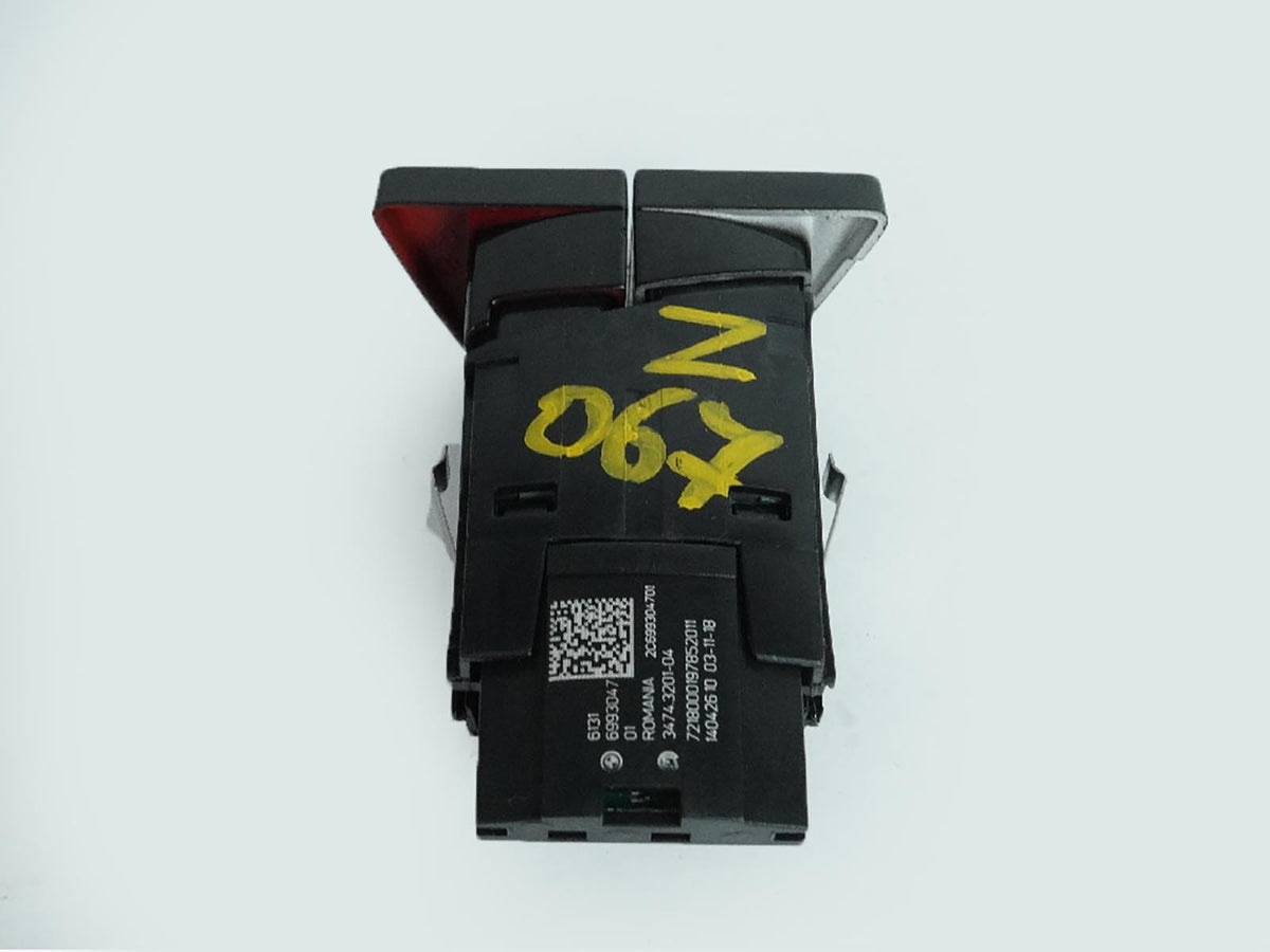 2017 - 2020 Bmw 5 Series G30 Hazard Light Control BuTTon Switch 6993047 OEM