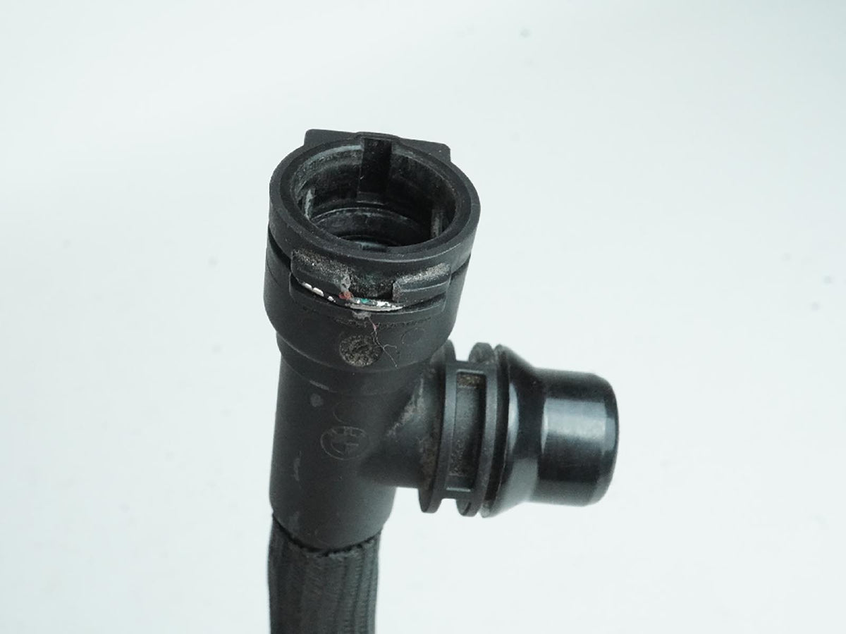 2017 - 2019 Bmw 5 Series G30 Hose Pipe Tube Front Cooling Radiator Unit OEM