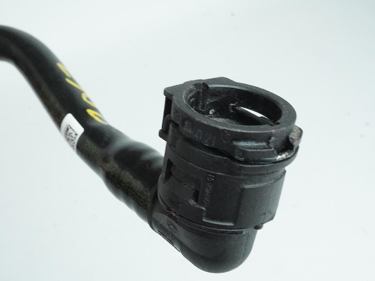 2017 - 2019 Bmw 5 Series G30 Hose Pipe Tube Front Cooling Radiator Unit OEM