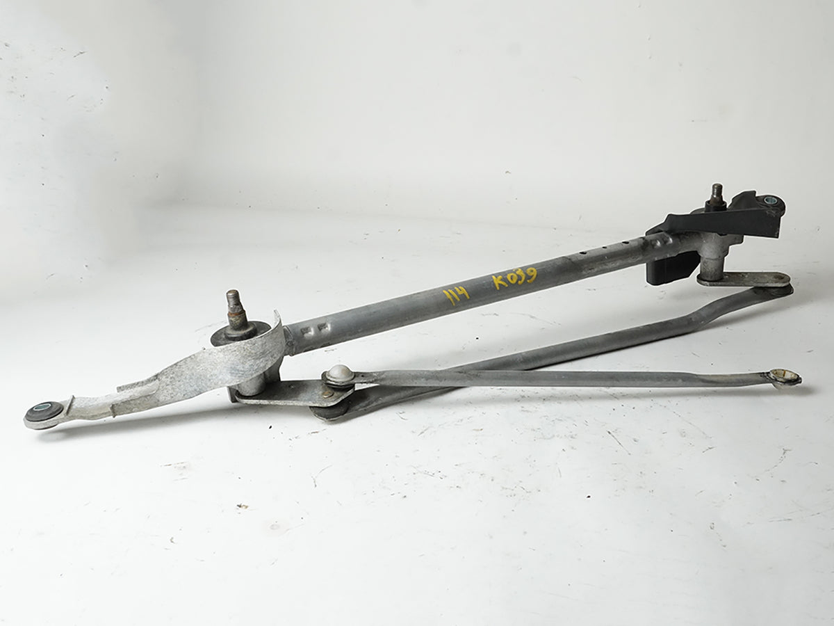2010 - 2014 Subaru Legacy Outback Windshield Linkage Wiper Wo Motor Front OEM