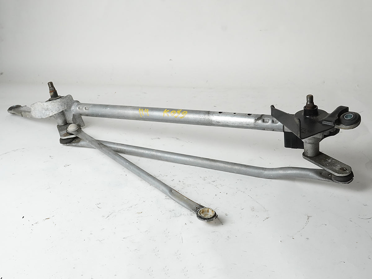 2010 - 2014 Subaru Legacy Outback Windshield Linkage Wiper Wo Motor Front OEM