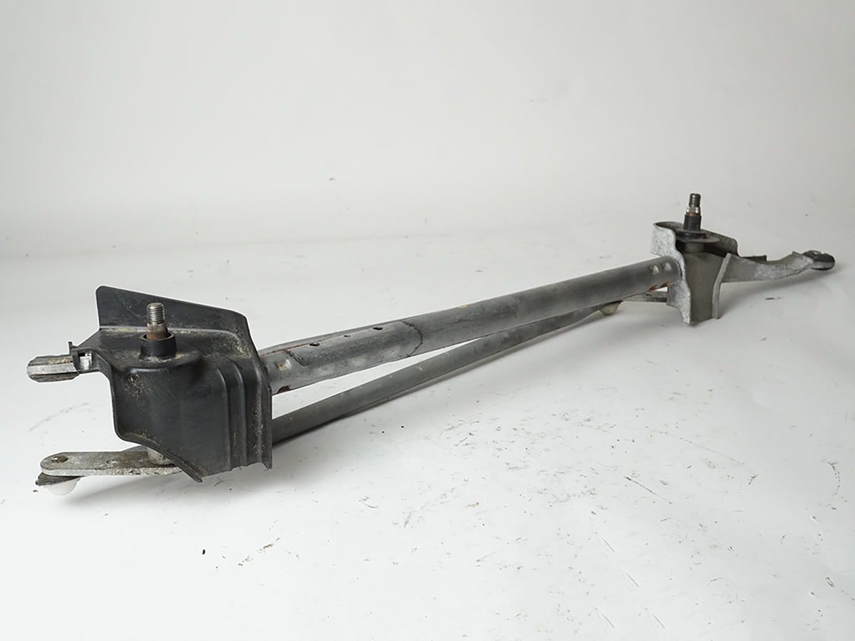 2010 - 2014 Subaru Legacy Outback Windshield Linkage Wiper Wo Motor Front OEM