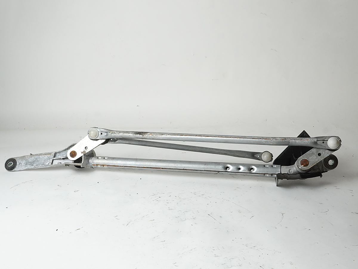 2010 - 2014 Subaru Legacy Outback Windshield Linkage Wiper Wo Motor Front OEM