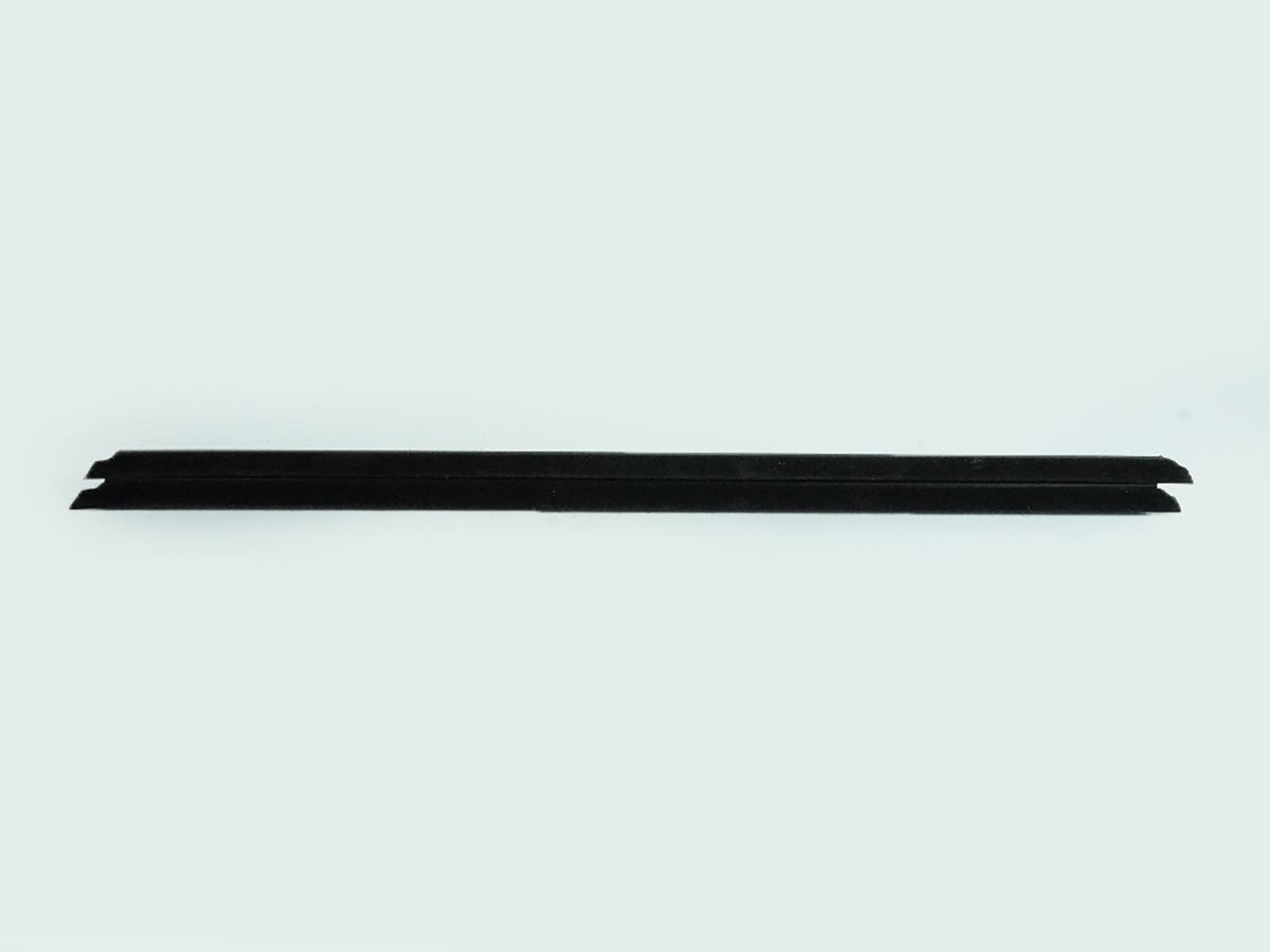 2017 - 2019 Bmw 5 Series G30 Weatherstrip Seal Window Door Front Left Driver OEM