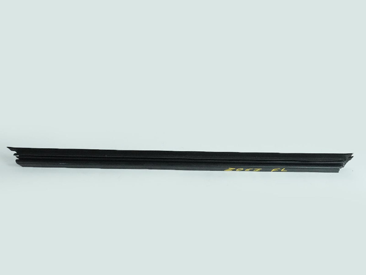 2017 - 2019 Bmw 5 Series G30 Weatherstrip Seal Window Door Front Left Driver OEM