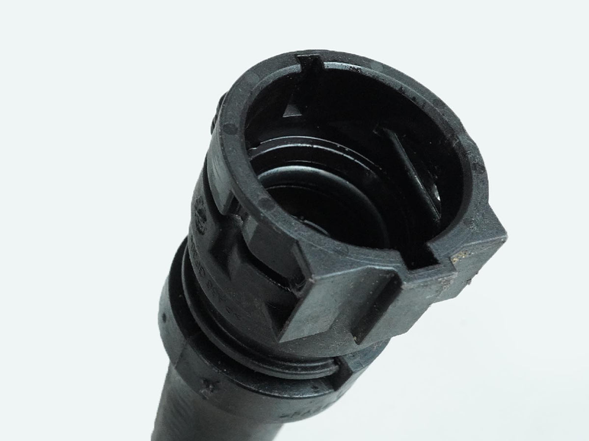 2017 - 2019 Bmw 5 Series G30 Hose Tube Line Coolant Water Return 64219299623 OEM