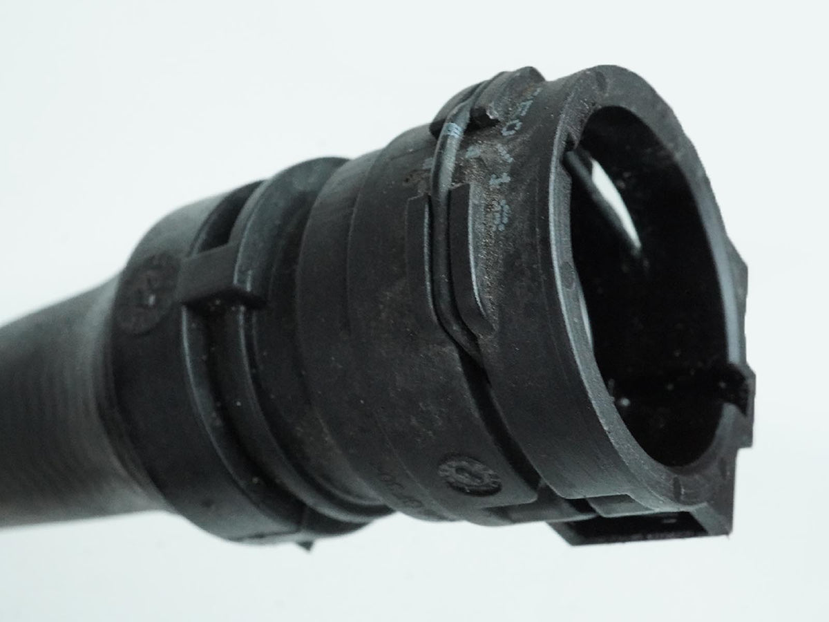 2017 - 2019 Bmw 5 Series G30 Hose Tube Line Coolant Water Return 64219299623 OEM
