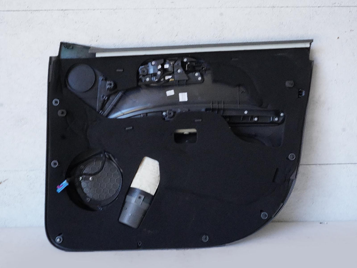2010 - 2011 Audi Q7 4L Door Panel Cover Interior Handle Window Switch Front Rear