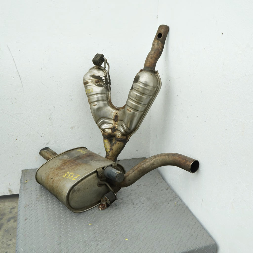  01-03 BMW 525IT Wagon Exhaust Muffler Silencer Pipe Rear 18101440361 OEM, used