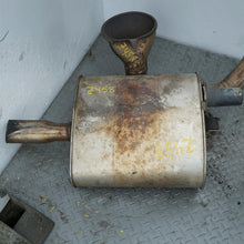 Load image into Gallery viewer, 01-03 BMW 525IT Wagon Exhaust Muffler Silencer Pipe Rear 18101440361 OEM, in stock