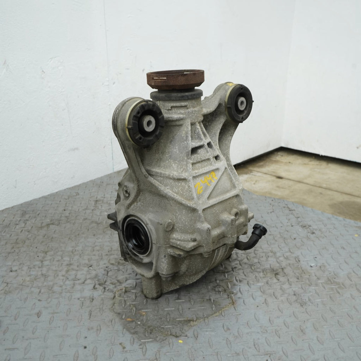 17-19 Jaguar XF X260 2.0L Diesel Differential 2.73 Ration Gear GX734A213FC OEM