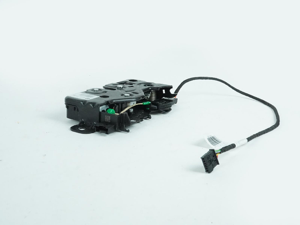 2017 - 2020 Bmw 5 Series G30 Latch Lock Actuator Tailgate Trunk Lid Rear 163672