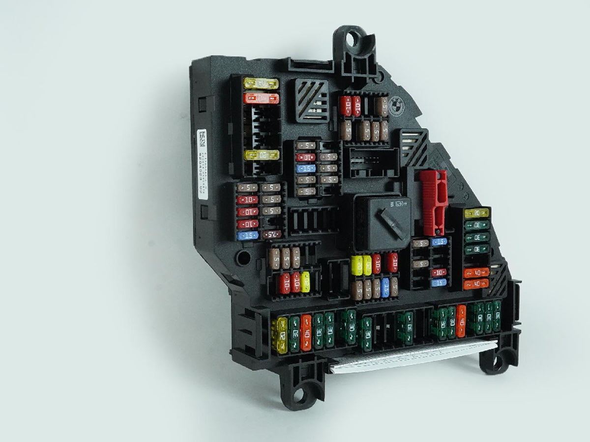 2013 - 2016 Bmw 5 Series F10 Fuse Relay Box Junction Trunk Mounted 9264923 OEM