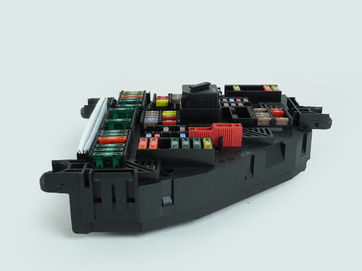 2013 - 2016 Bmw 5 Series F10 Fuse Relay Box Junction Trunk Mounted 9264923 OEM