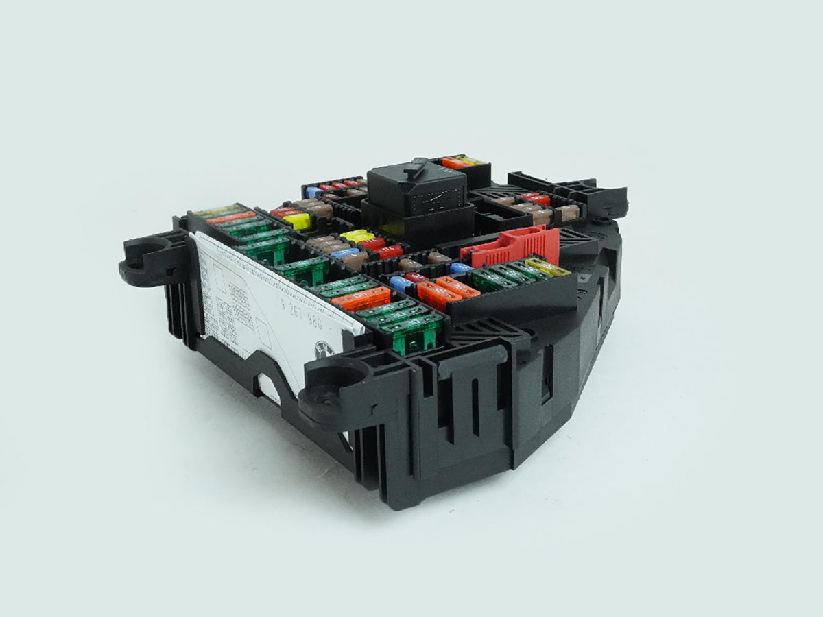 2013 - 2016 Bmw 5 Series F10 Fuse Relay Box Junction Trunk Mounted 9264923 OEM