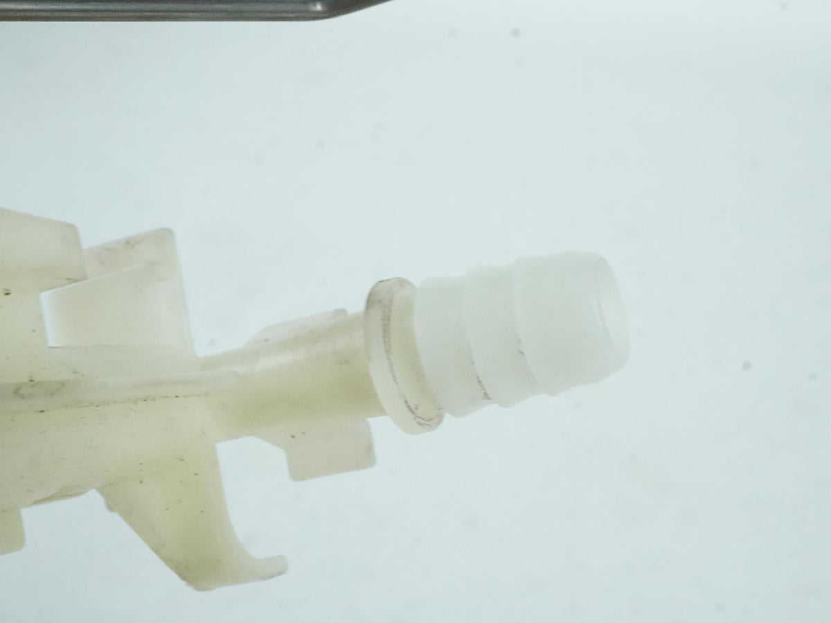2010 - 2011 Mercedes E Class C207 Fuel Pump Level Sending Unit Lh OEM