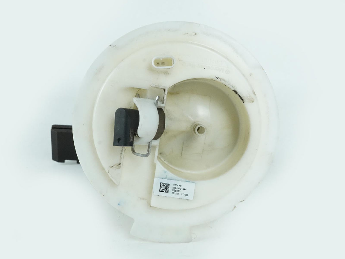 2010 - 2011 Mercedes E Class C207 Fuel Pump Level Sending Unit Lh OEM
