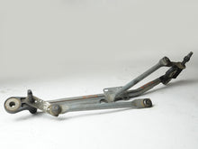 Load image into Gallery viewer, 2007 - 2013 BMW X5 E70 WIPER LINKAGE  WINDOW WINDSHIELD GLASS FRONT TRANS, in stock