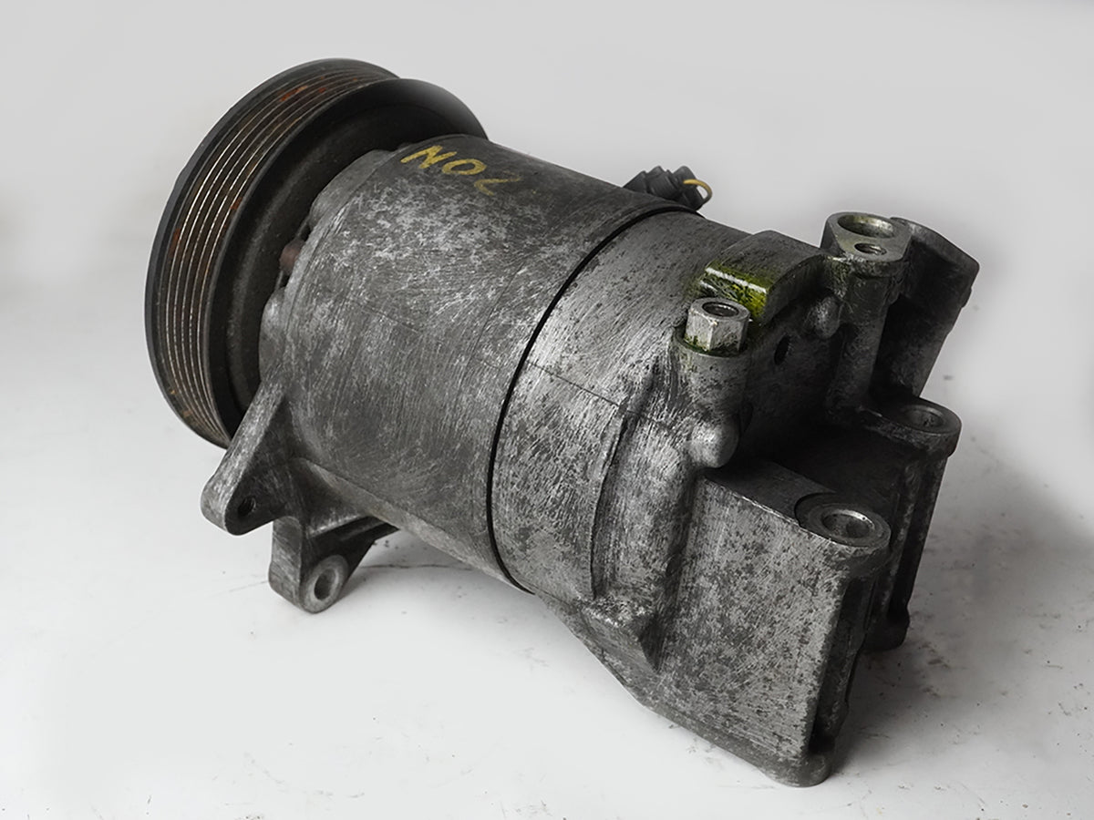 2004 - 2005 Nissan Maxima Ac Compressor Air Conditioning Pulley Motor Front