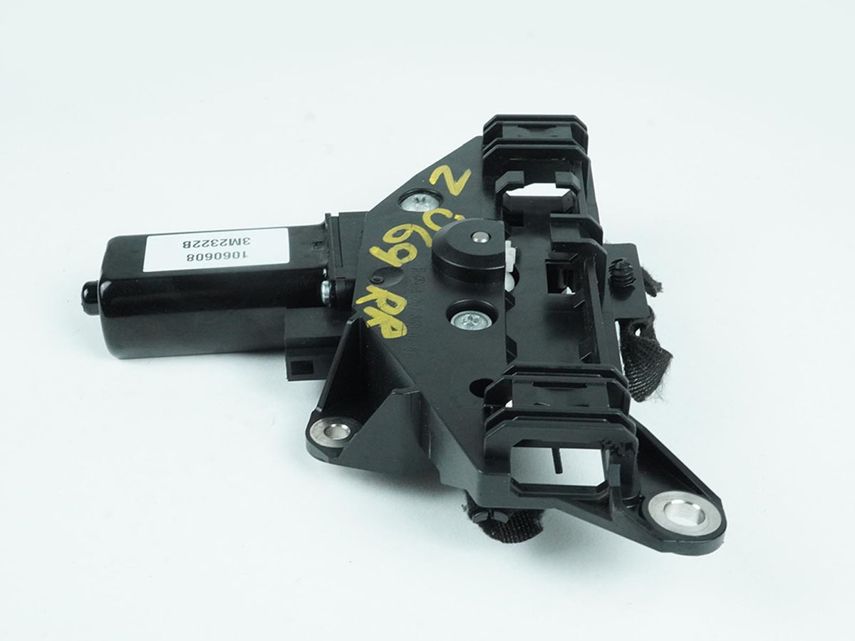 2010 - 2016 Mercedes E Class C207 Adjuster Feeder Mechanism Rear Right Rh OEM