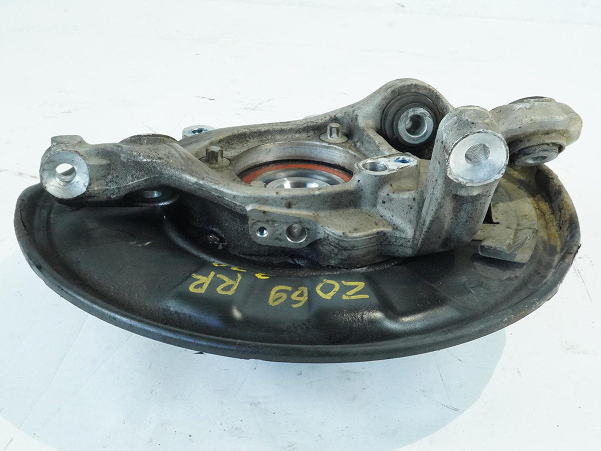 2010 - 2017 Mercedes Benz E Class C207 Spindle Knuckle Hub Rear  Right Rh Side