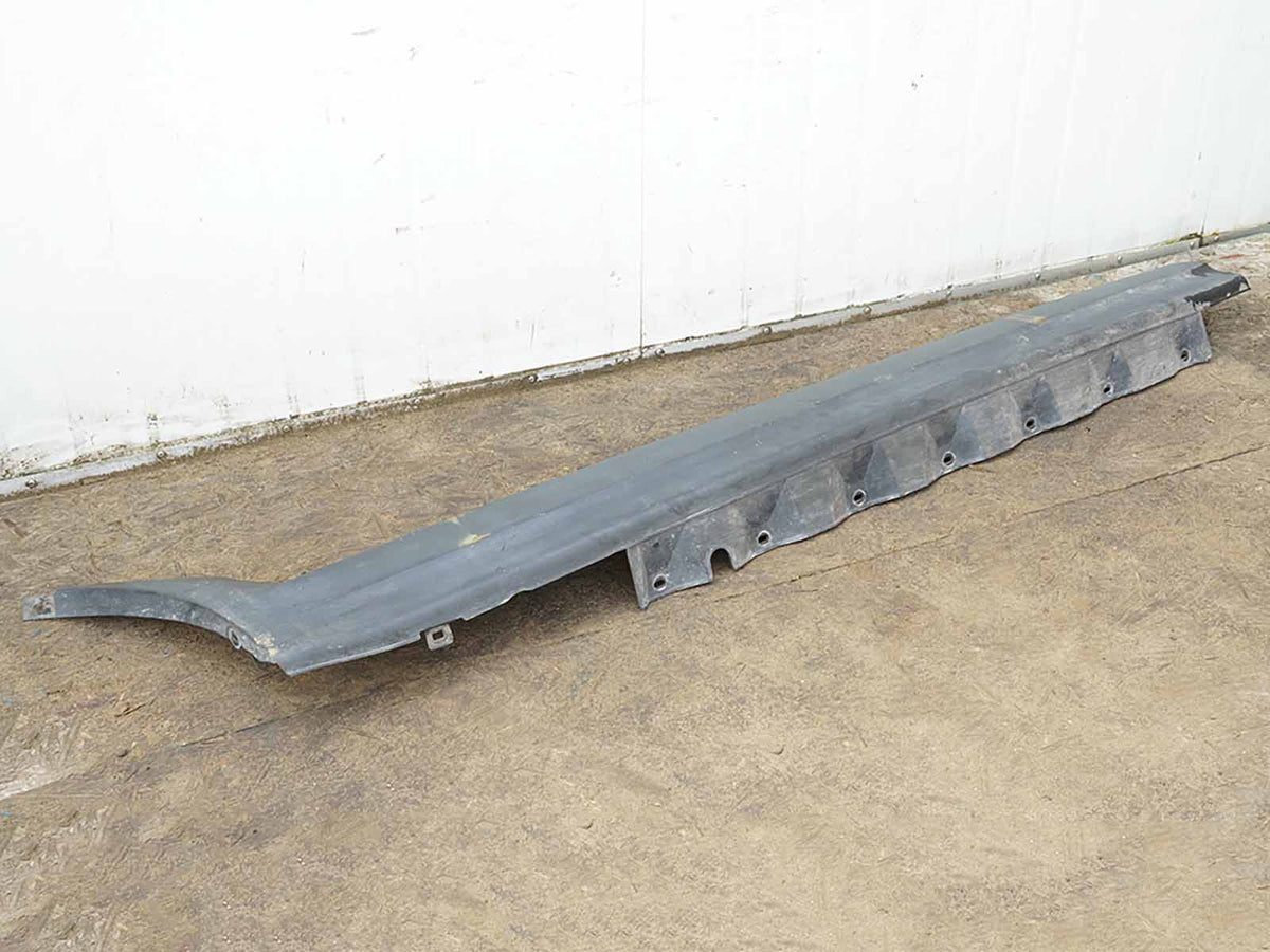 2004 - 2007 Bmw X3 E83 Rocker Skirt Panel Molding Passenger Rh 51773330866