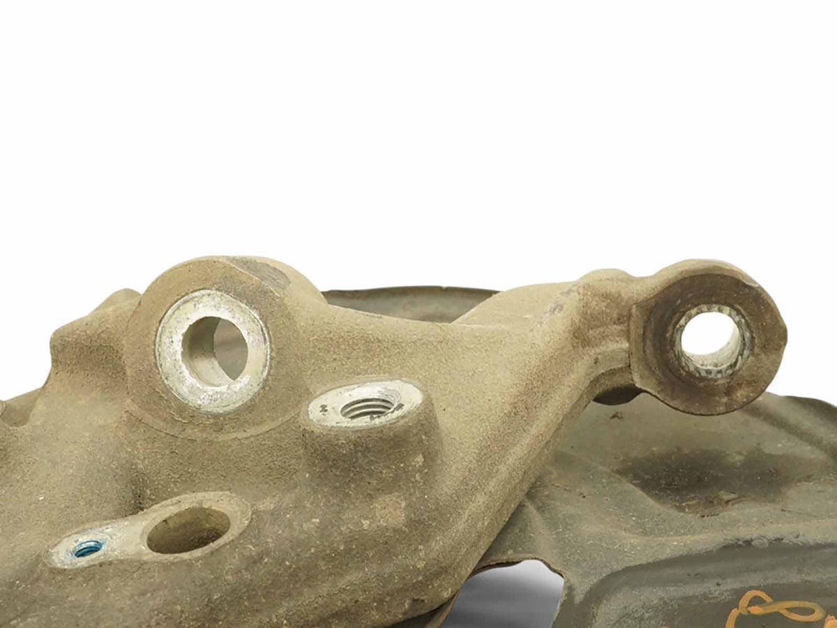 2010 - 2016 Mercedes E Class W212 Rwd Spindle Knuckle Hub Front Passenger Right