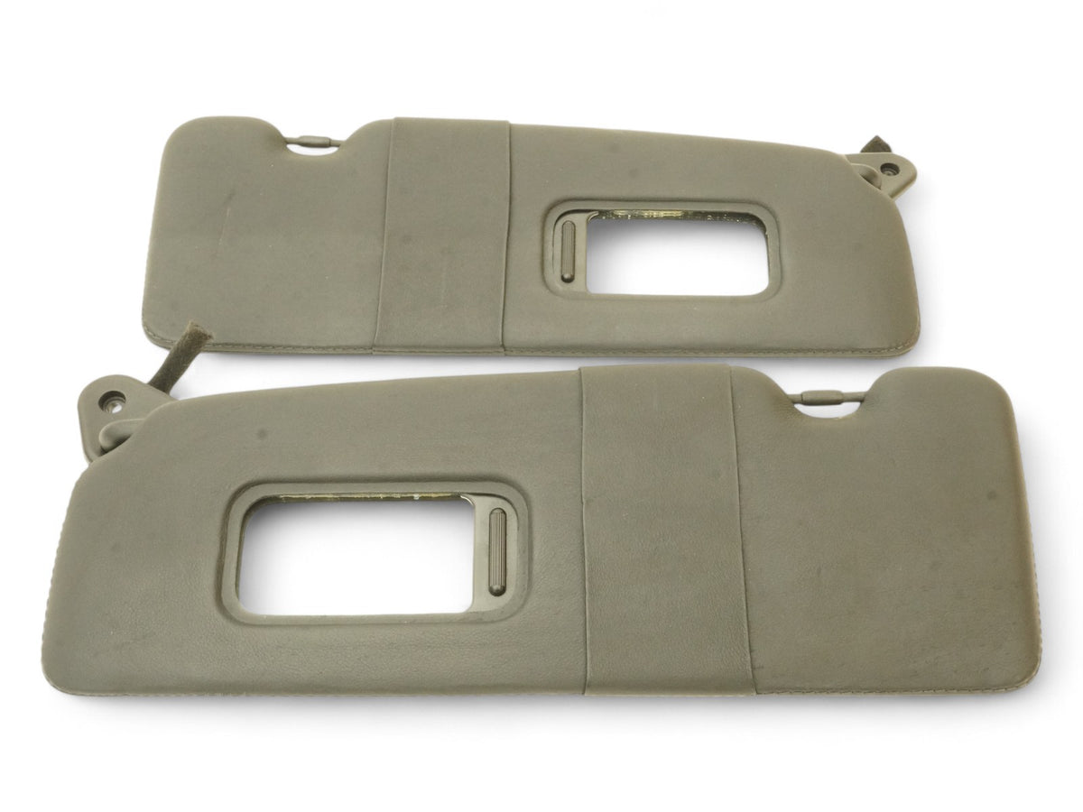 07-10 BMW M6 E64 Convertible Sunvisor Shade W Mirror Illuminated SET 51167894970