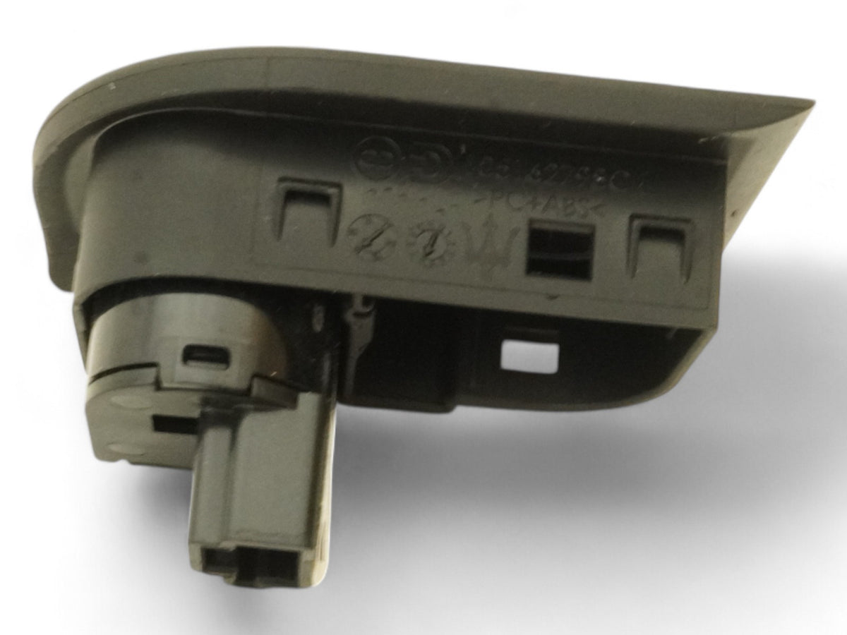 2014 - 2017 Maserati Ghibli S M157 Trunk Tailgate Release Opener BuTTon Switch