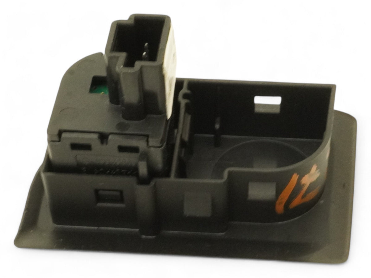 2014 - 2017 Maserati Ghibli S M157 Trunk Tailgate Release Opener BuTTon Switch