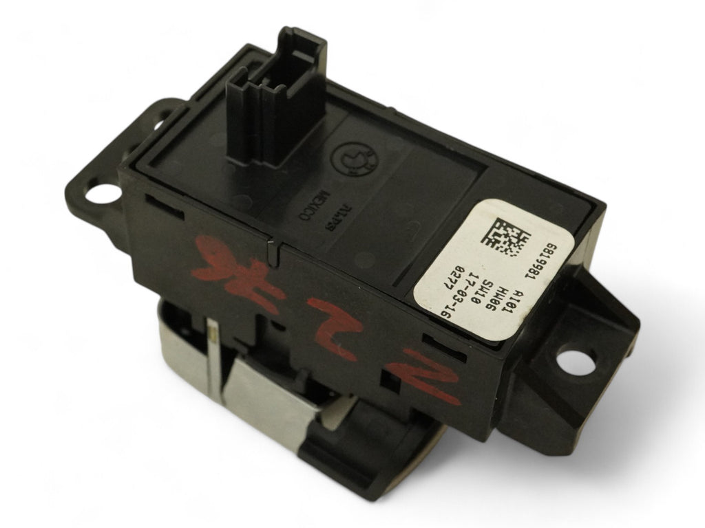  2016 - 2019 BMW 7 SERIES G11 G12 PARKING BRAKE ELECTRIC HOLD SWITCH 6819981 OEM, used