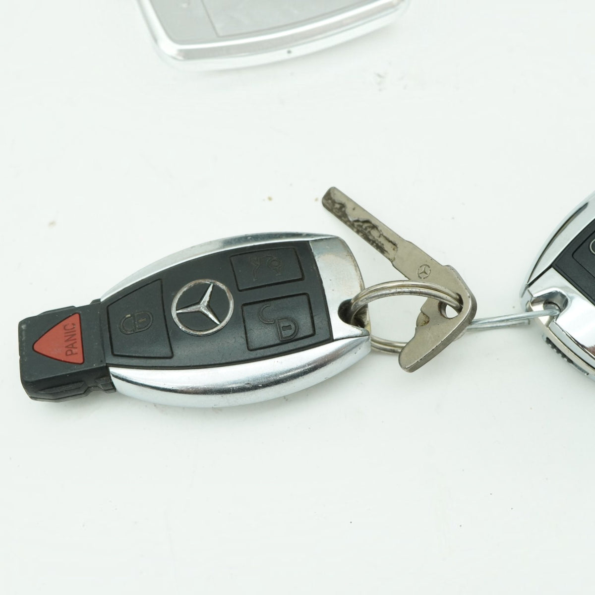 2005-2011 Mercedes SLK350 SLK55 SLK300 R171 Ignition Switch w Key 2115452308 OEM