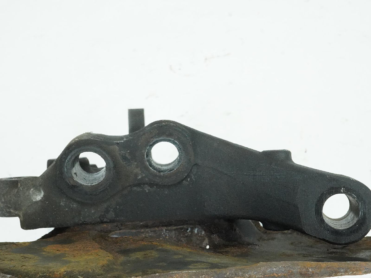05-11 Mercedes Benz SLK Class R171 Spindle Knuckle Hub Front Left Side LH OEM