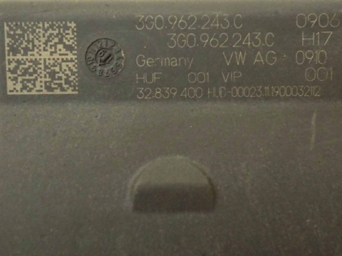 2020-2023 Audi A4 B9 Trunk Tailgate Opener Control Module Unit 3G0962243C OEM