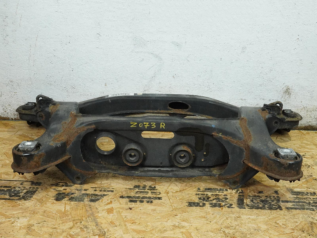 2006 - 2011 Mercedes Benz Slk Class R171 Rwd Crossmember Subframe Bracket Rear