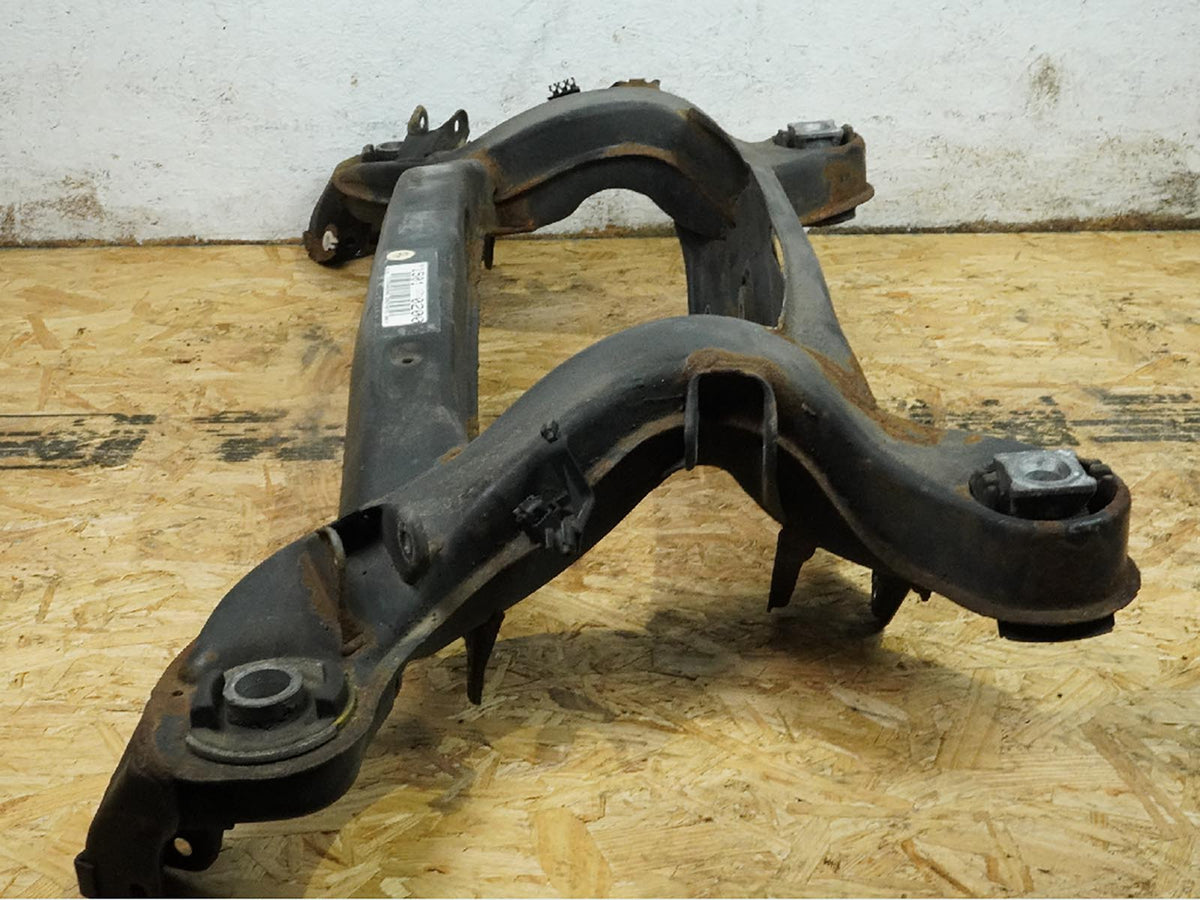 2006 - 2011 Mercedes Benz Slk Class R171 Rwd Crossmember Subframe Bracket Rear
